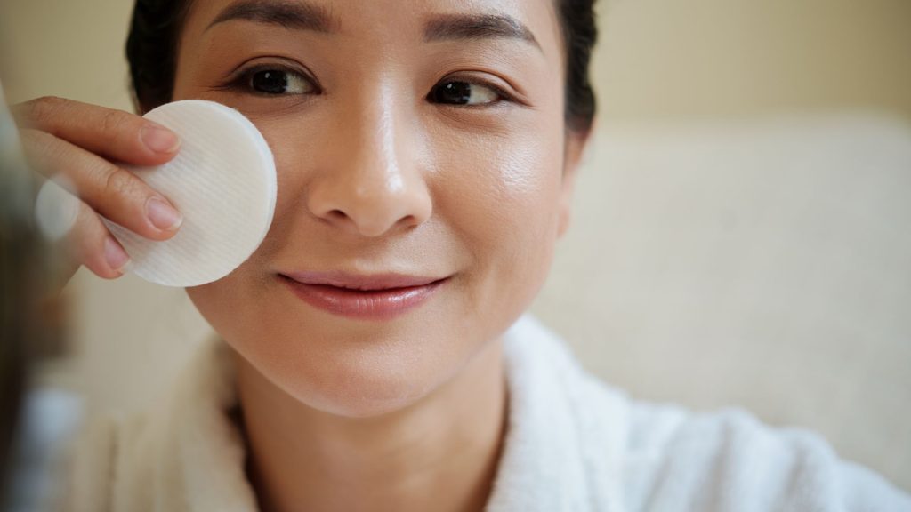 Which Face Toners Are Right For You?